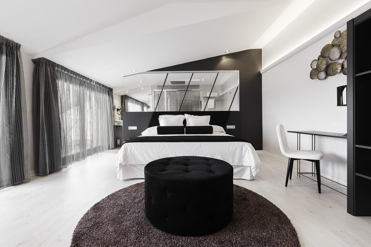 מונפורט דה למוס Hotel Cardenal מראה חיצוני תמונה