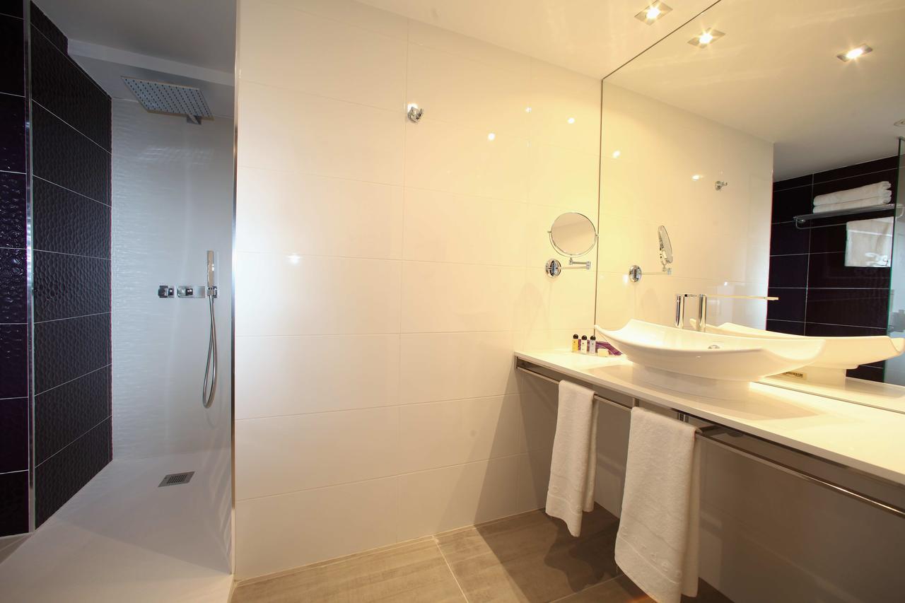 מונפורט דה למוס Hotel Cardenal מראה חיצוני תמונה