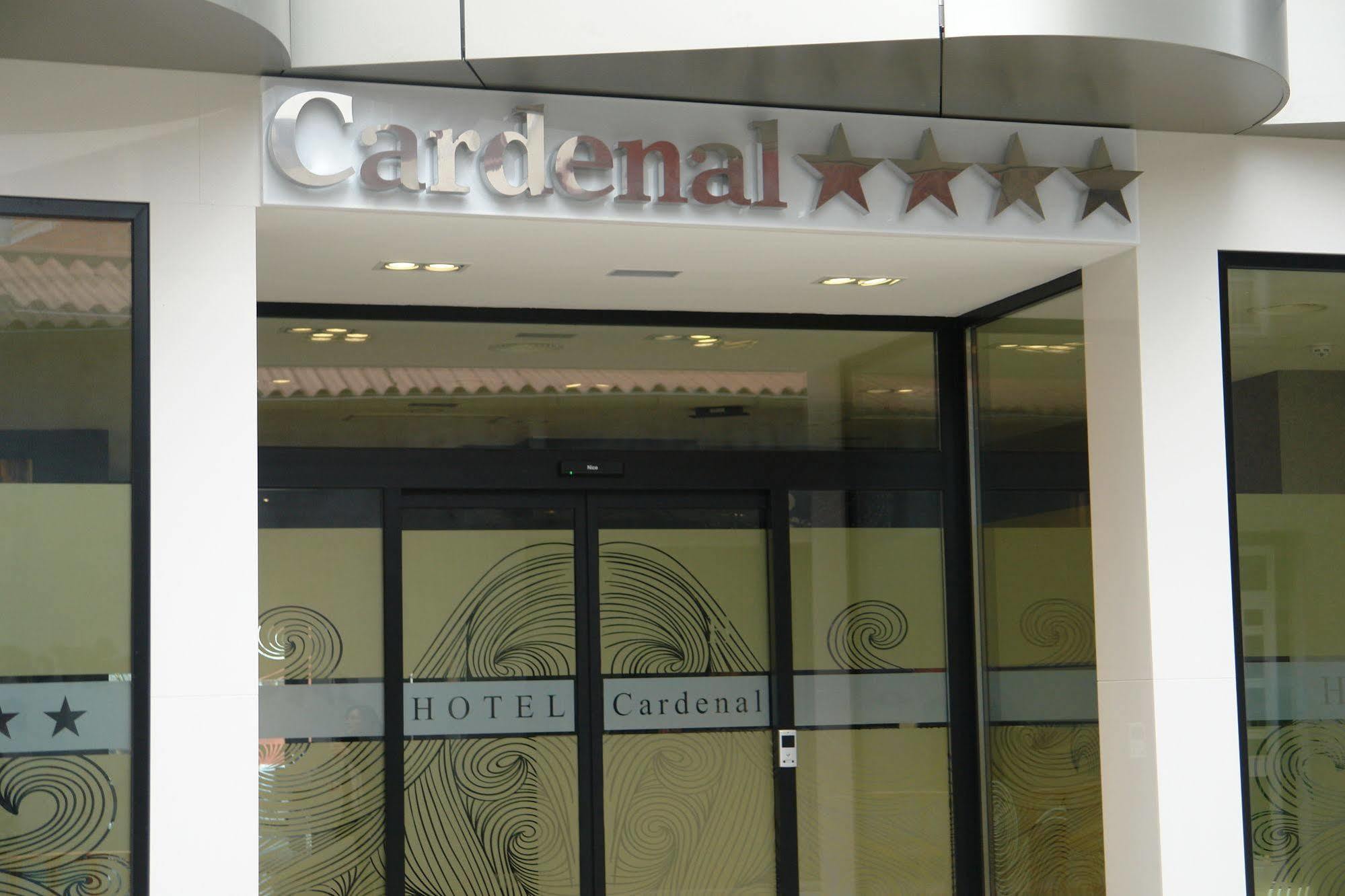 מונפורט דה למוס Hotel Cardenal מראה חיצוני תמונה