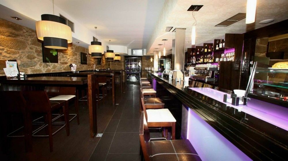 מונפורט דה למוס Hotel Cardenal מראה חיצוני תמונה